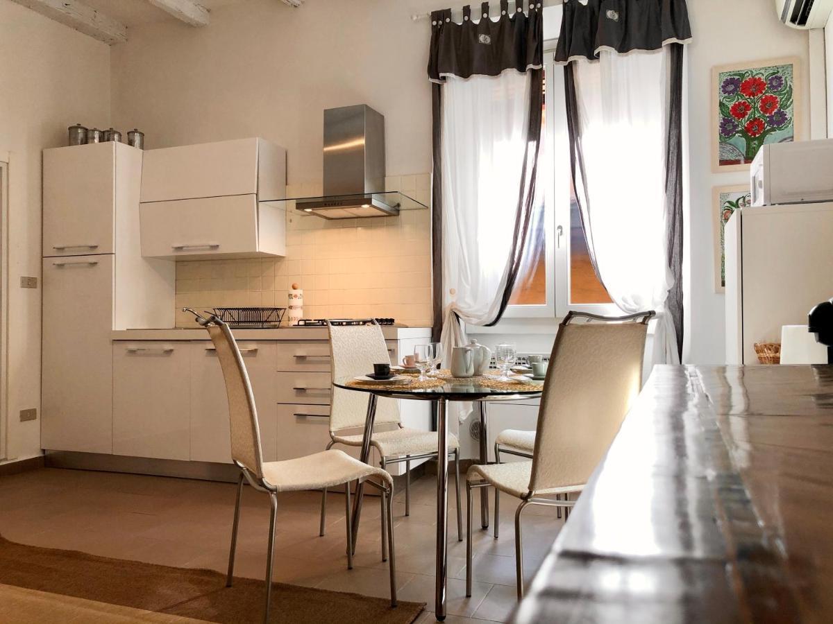 Studio Suite Trentasette Bologna Esterno foto